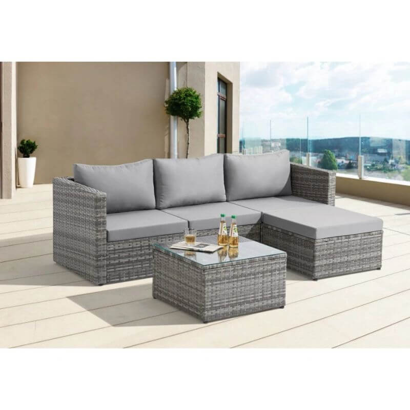 zahradní ratanový nábytek